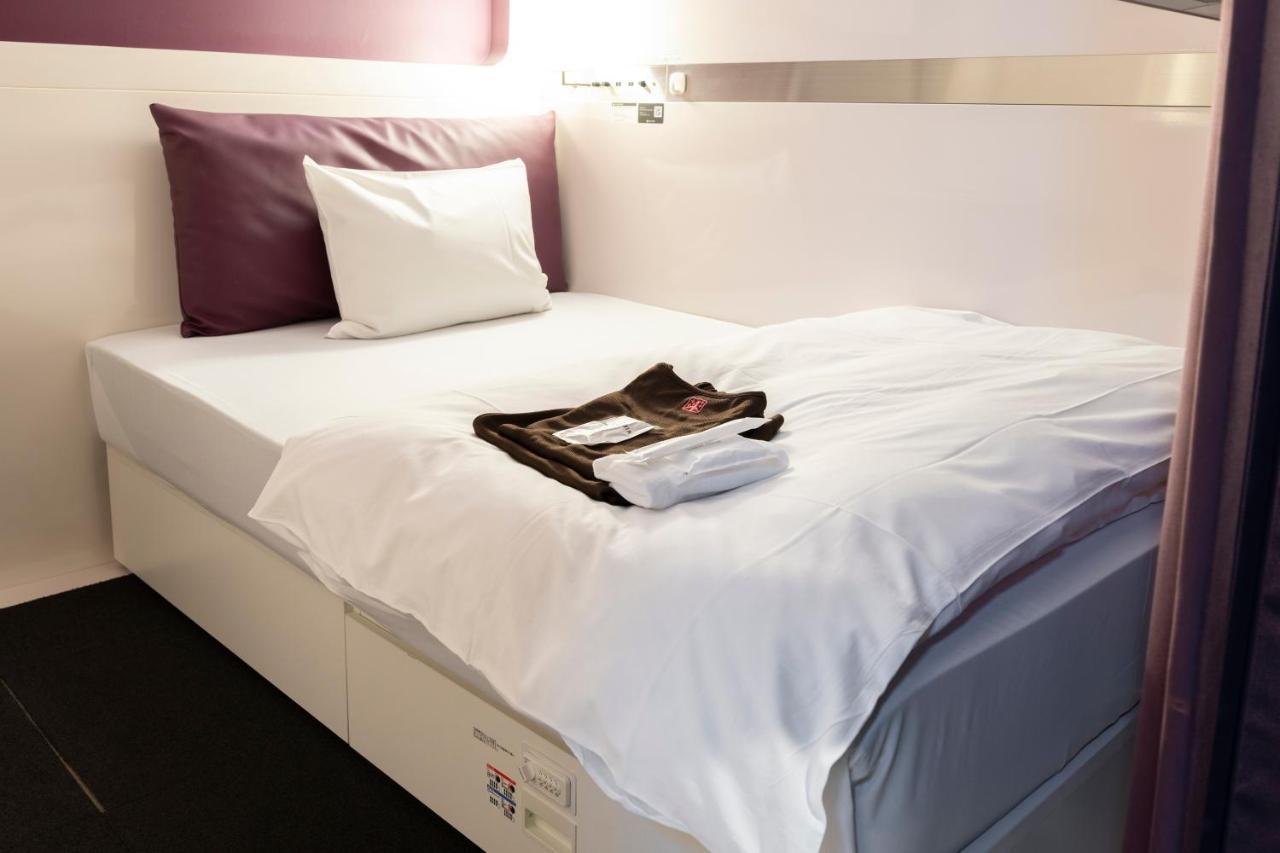 First Cabin Kyoto Karasuma For Women Екстериор снимка